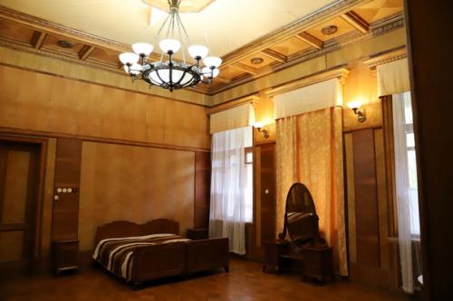 Государственная дача сталина в Абхазии. 03