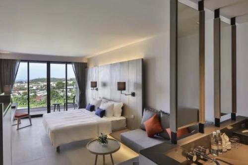 Топ доступных отелей пхукета 4* на декабрь? 01