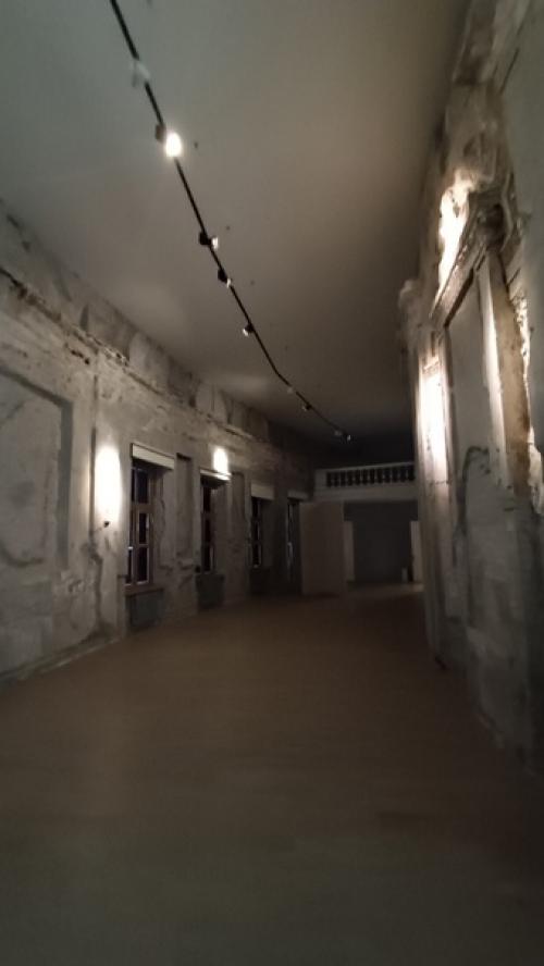 В январе 1944-го гатчинский дворец горел три дня. 01