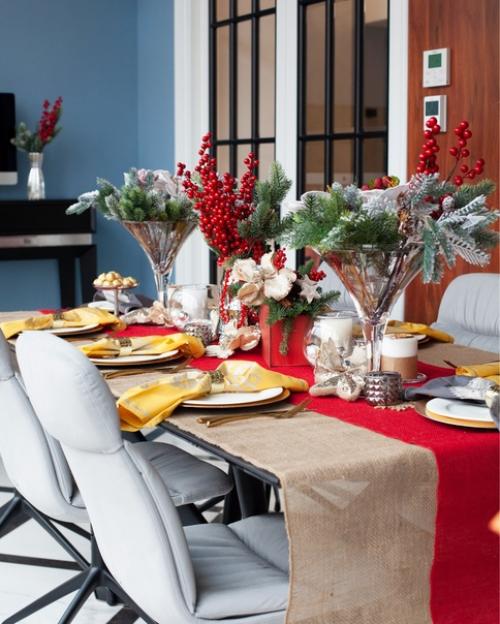 Дизайнеры из студии Ardelica закончили интерьер дома прямо под новый год. 02