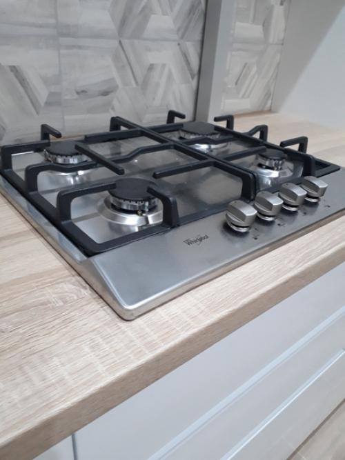 Типовая планировка кухни в 3-х комнатной квартире 90-х годов Гродножилстрой с выходом на балкон. 03