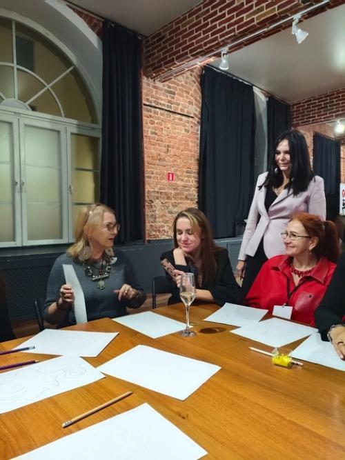 В культурном пространстве Среда прошло мероприятие дизайн - инсайт, подобных которому в нашем городе еще не было.