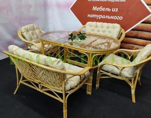 Гостиная, как и кухня, считается Лицом Дома. 02