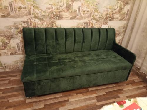 Яркие акценты в интерьере квартиры привлекают внимание и создают определённую атмосферу. 03