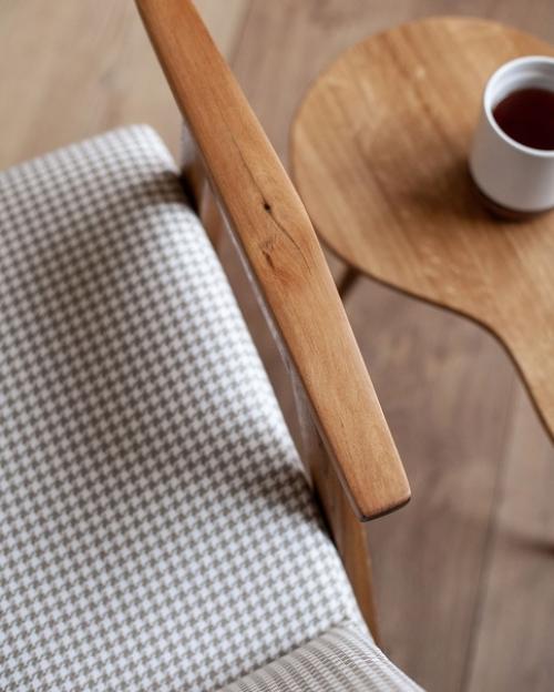 Всегда невероятно интересно рассматривать квартиры, для которых мы обновляем мебель! 07