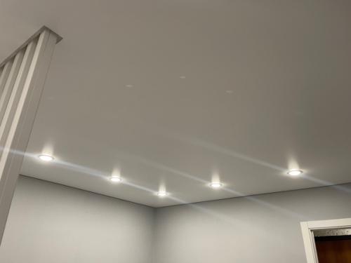 Вы только посмотрите, какой замечательный и ультрасовременный объект. 05