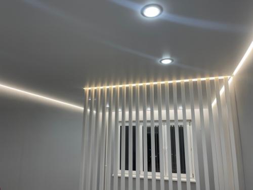 Вы только посмотрите, какой замечательный и ультрасовременный объект. 04