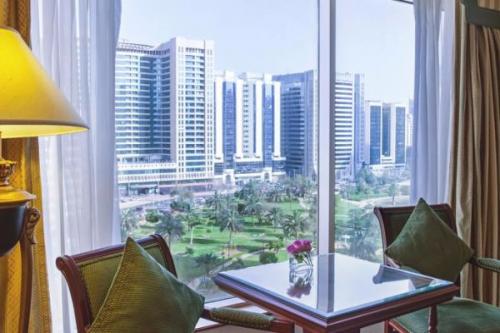 Отель дня: Millennium Corniche Hotel Abu Dhabi 5* (ОАЭ, Абу даби). 02