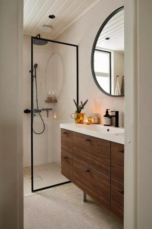 Дизайнер интерьеров Шарлотта савандер отреставрировала старый семейный дом, сочетая скандинавский стиль и антиквариат. 07