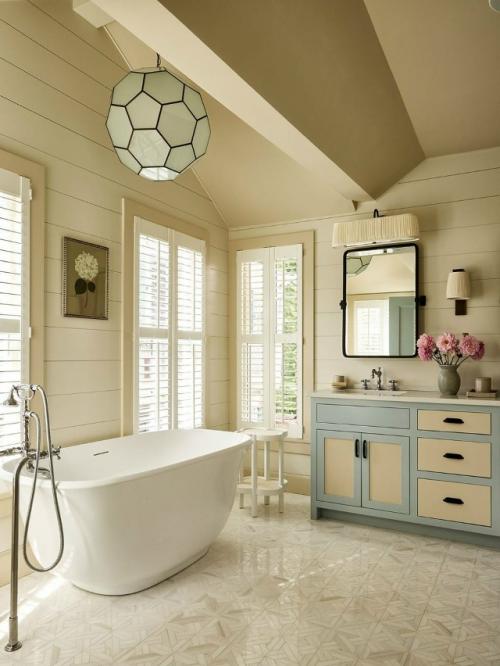 Обычно интерьеры нантакета - это свет, воздух и Морская легкость. 01