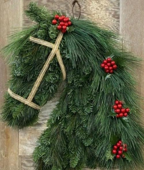 Новогодний конь - символ удачи и благополучия. 04