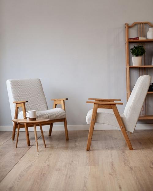 Всегда невероятно интересно рассматривать квартиры, для которых мы обновляем мебель! 08