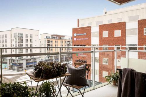 Часть 2. трёхкомнатная квартира в серой гамме в Стокгольме. 01