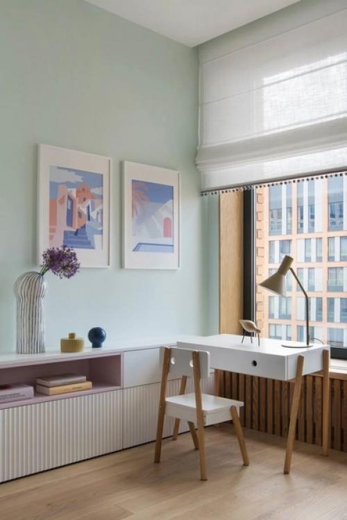 Нестандартная трёшка с небольшой кухней. 06