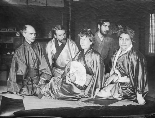 Историю становления ар - нуво нельзя понять, минуя личность и деятельность Зигфрида бинга, коммерсанта и культуртрегера. 01