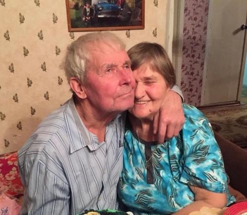 Рука об руку - шестьдесят лет. 01