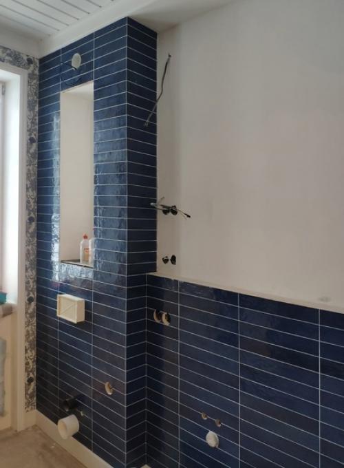 Уютная ванная комната в загородном доме замечательной семьи. 05