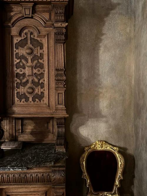 Георгий Гурьянов был настоящим ценителем и эстетом в вопросах дизайна интерьера и оформления жилого пространства.  