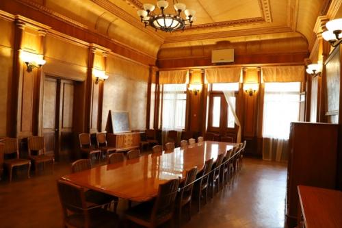 Государственная дача сталина в Абхазии. 01