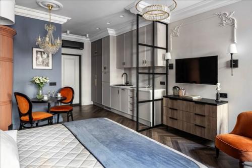 Очень красивая маленькая квартира в старом фонде. 06