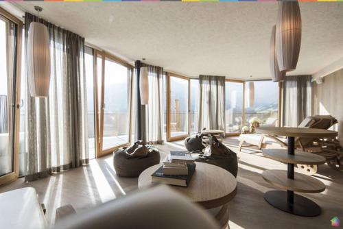 Небесный бассейн отеля Hubertus ч. 1. 05