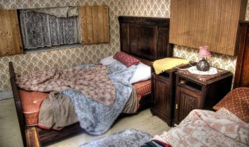 Как жили в 60-е и их современная интерпретация. 03