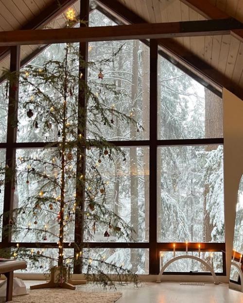 Частичка шикарного деревянного финского дома, расположенного в лесу с прекрасными видами и уютной атмосферой! 08