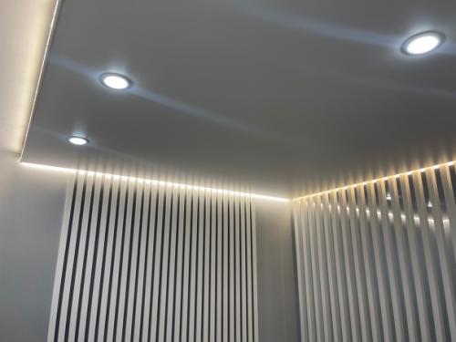 Вы только посмотрите, какой замечательный и ультрасовременный объект. 02