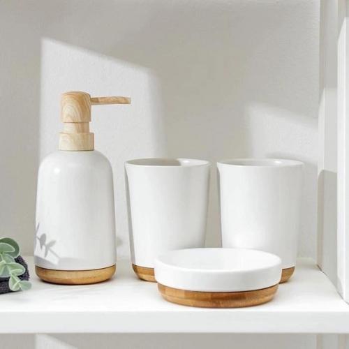 Может показаться, что аксессуары в интерьере не играют важной роли, а просто дополняют его. 03