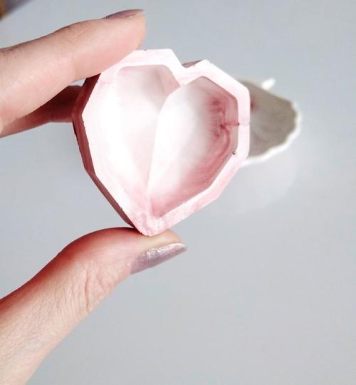 Выходные у меня прошли за рабочим процессом, создавала вот такие штучки. 04