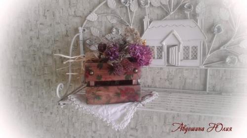 Деревянные ящички для цветов очень привлекательны и самобытны! 01