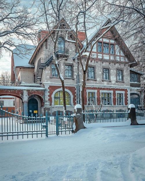 Особняк графа Гудовича. 01