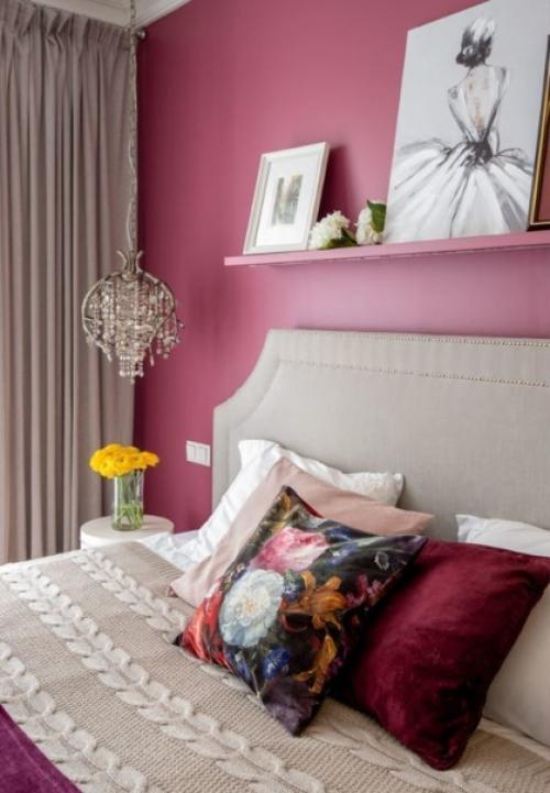 Владелица этой красочной однокомнатной квартиры - молодая и жизнерадостная девушка. 03