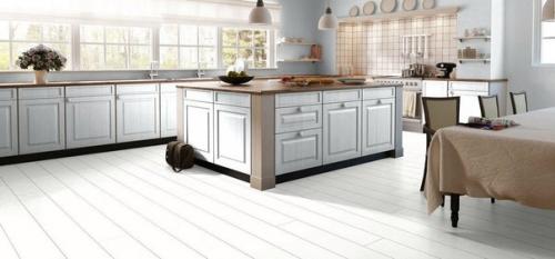 Белый ламинат в интерьере. 01