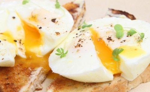 Семь идей быстрого завтрака из яиц. 02