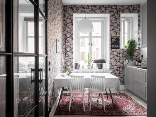 Обои особый уют и атмосферу создают. 01