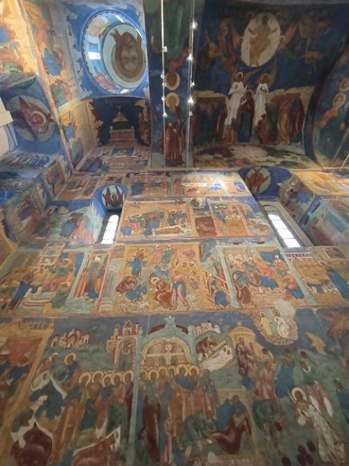 Счастье путешествовать.  Побывал в ноябре 2024 года в Суздале. 04