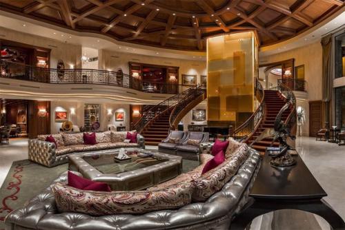 Роскошный особняк, площадью 2402 m? 01