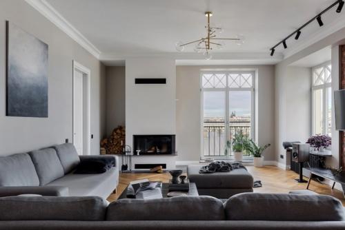 Лаконичная квартира в старом доме. 01