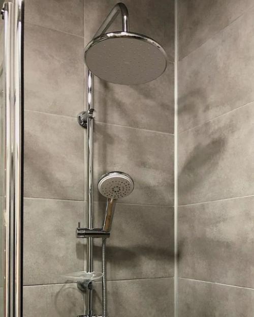 Дизайн санузла.  Совмещенный санузел с душевой кабиной. 04