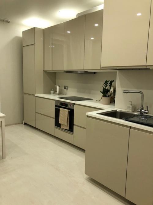 Нестандартное размещение кухонного гарнитура. 06