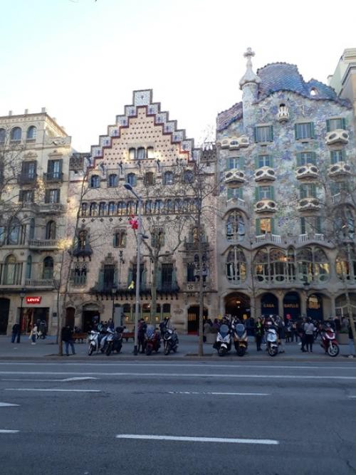 Бессмертные творения гауди. 03