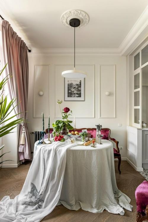 Светлая элегантная квартира в сталинском доме была оформлена дизайнером Анастасией венедчук для артистки большого театра оперы и балета в Минске. 02