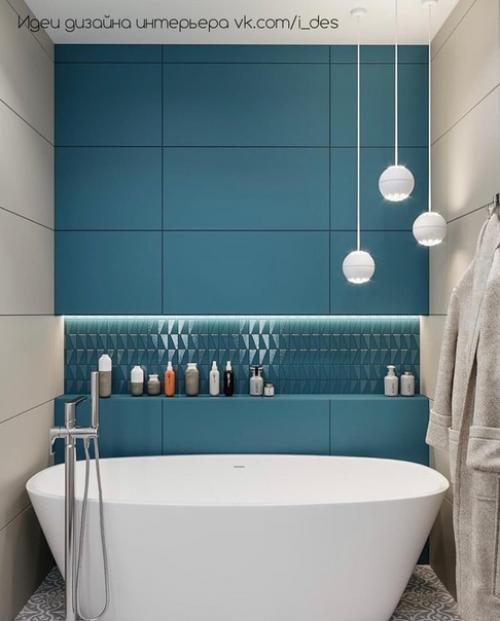 Ванная комната с яркой стеной. 03