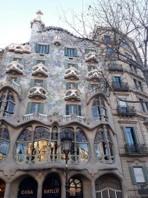 Бессмертные творения гауди. 04