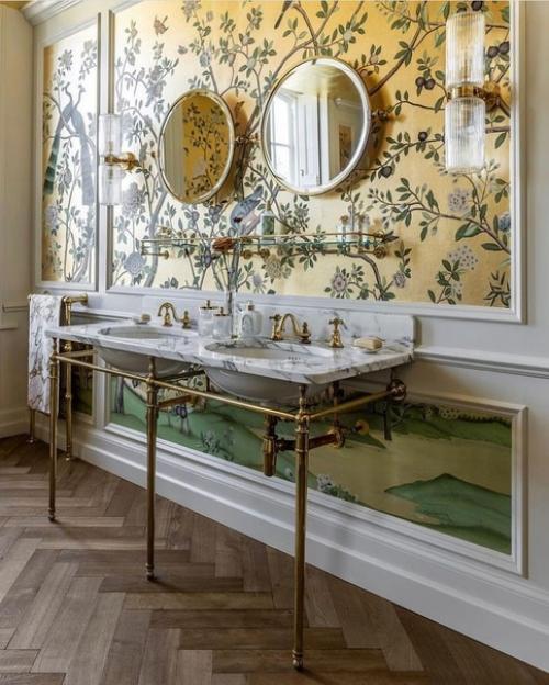 Недосягаемая роскошь.  Эта ванная комната находится в доме 1720 го года постройки в Англии. 02