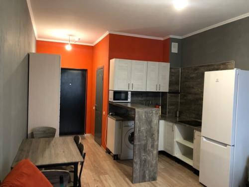 Бюджетный ремонт.  Квартира - студия 23 кв. 01