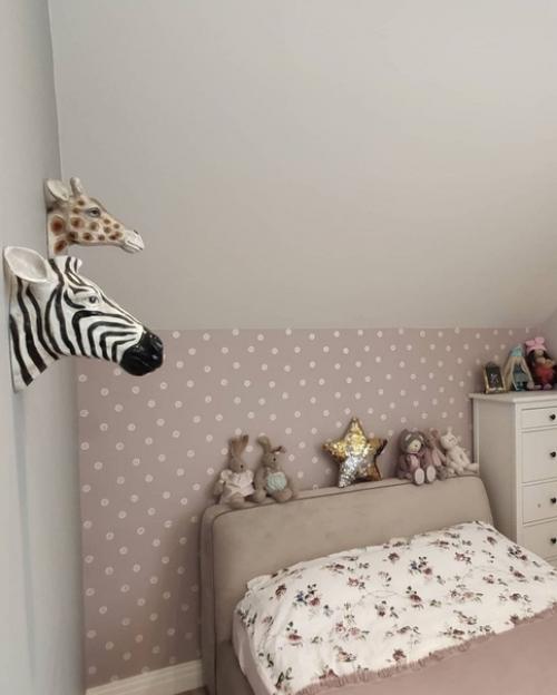 Интерьер детской комнаты на мансардном этаже. 03