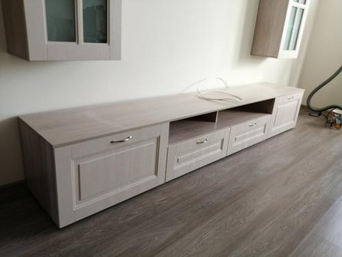 Стильная TV тумба отлично украсит гостиную вашего дома. 05