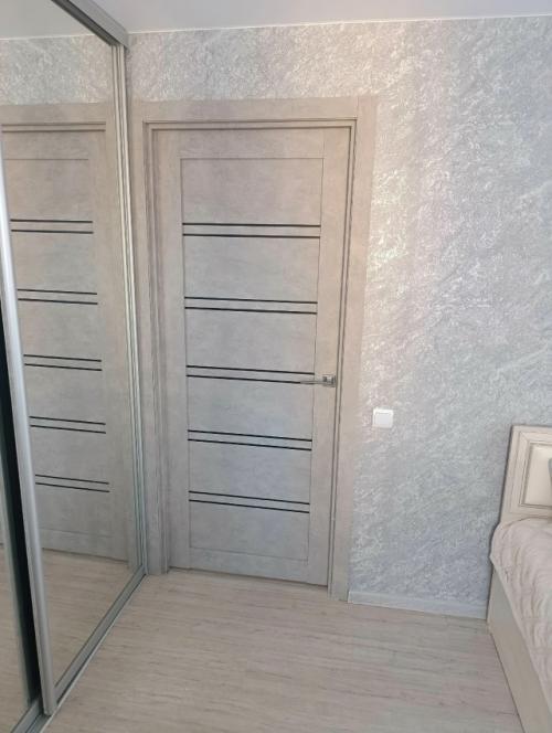 Прошлую неделю завершили установкой 2 х межкомнатных дверей. 02